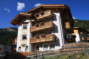 Гостиница Cèsa Castlunger, Канацеи